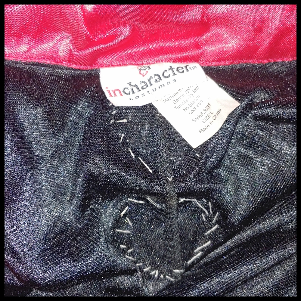 Queen of Hearts Dress - Picture 10 of 10